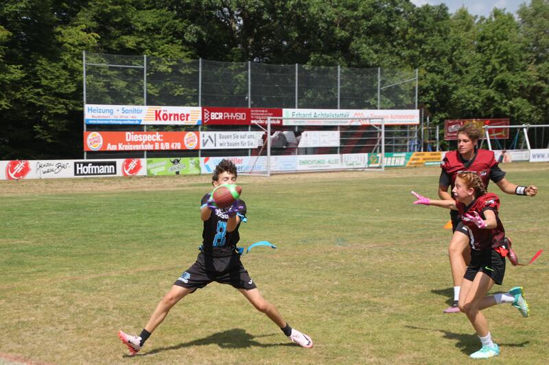 U16 Flag zieht ungeschlagen ins Finalturnier ein
