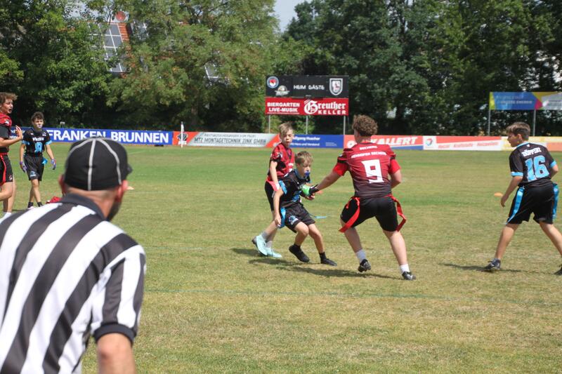 U16 Flag zieht ungeschlagen ins Finalturnier ein