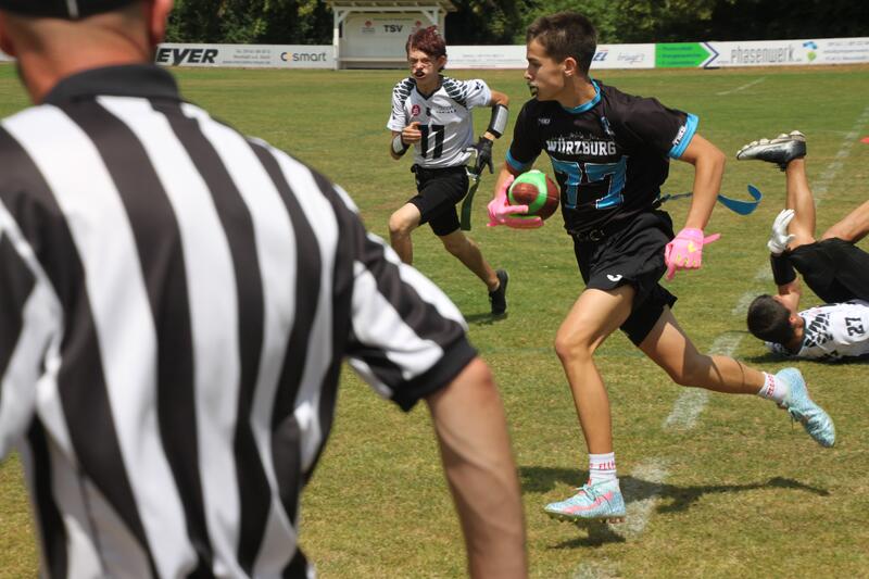 U16 Flag zieht ungeschlagen ins Finalturnier ein