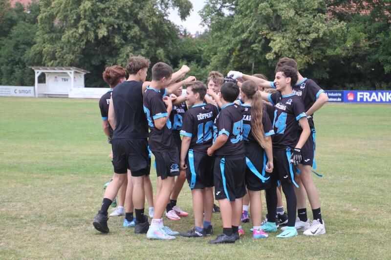 U16 Flag zieht ungeschlagen ins Finalturnier ein